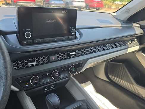 Used 2023 Honda Accord EX image 20