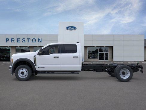 New 2026 Ford F550 XL image 3
