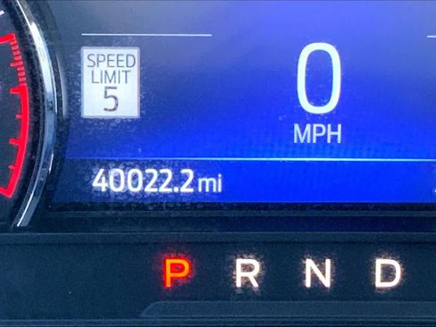 Used 2023 Ford Explorer XLT w/ Equipment Group 202A image 22