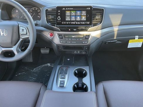 New 2026 Honda Ridgeline RTL image 16