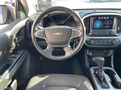 Used 2018 Chevrolet Colorado LT image 12