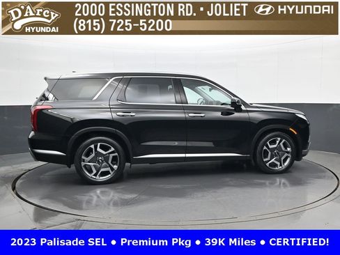 Used 2023 Hyundai Palisade SEL w/ Cargo Package image 4
