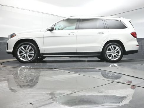 Used 2018 Mercedes-Benz GLS 450 4MATIC w/ Premium Package image 38