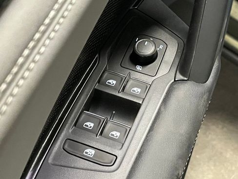 New 2026 Volkswagen Tiguan SE R-Line image 20