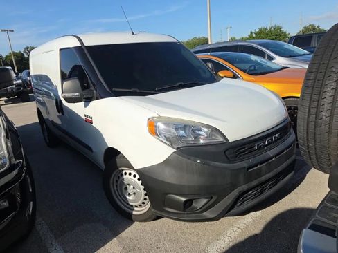 Used 2019 RAM ProMaster City Tradesman FWD image 4