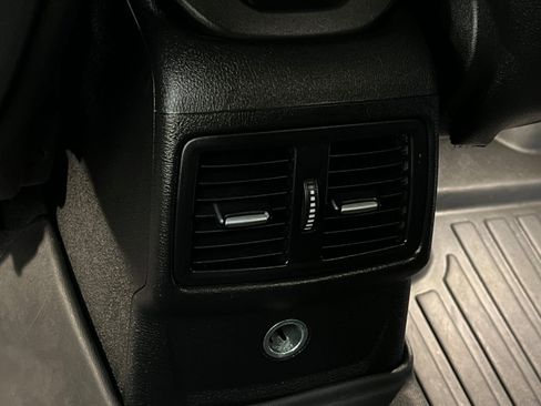 Used 2018 BMW X1 xDrive28i image 15