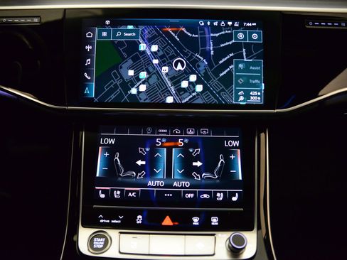 Certified 2022 Audi A8 L 3.0T image 24