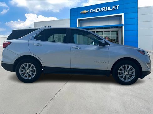 Used 2021 Chevrolet Equinox LT image 4