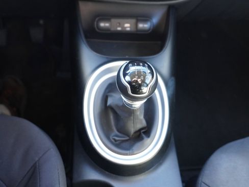 Used 2015 Kia Soul image 13