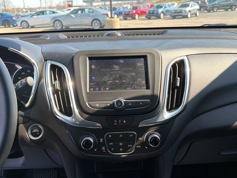 Used 2023 Chevrolet Equinox LT image 11