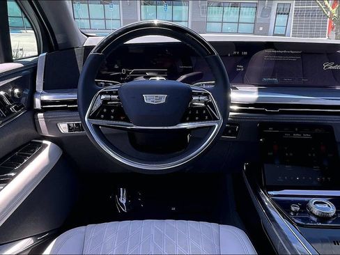 New 2026 Cadillac Escalade IQL Luxury w/ LPO, Floor Liner Package AWD/4WD image 23