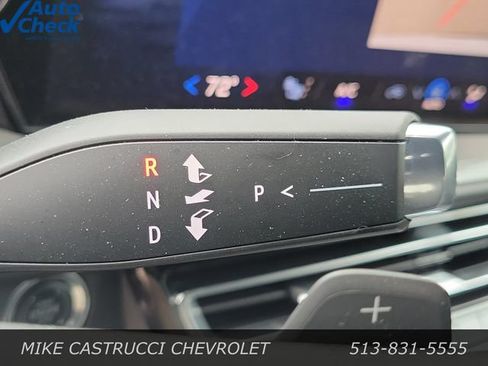 Used 2026 Chevrolet Traverse LT AWD/4WD image 15