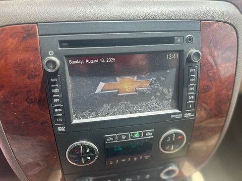 Used 2012 Chevrolet Tahoe LTZ image 29