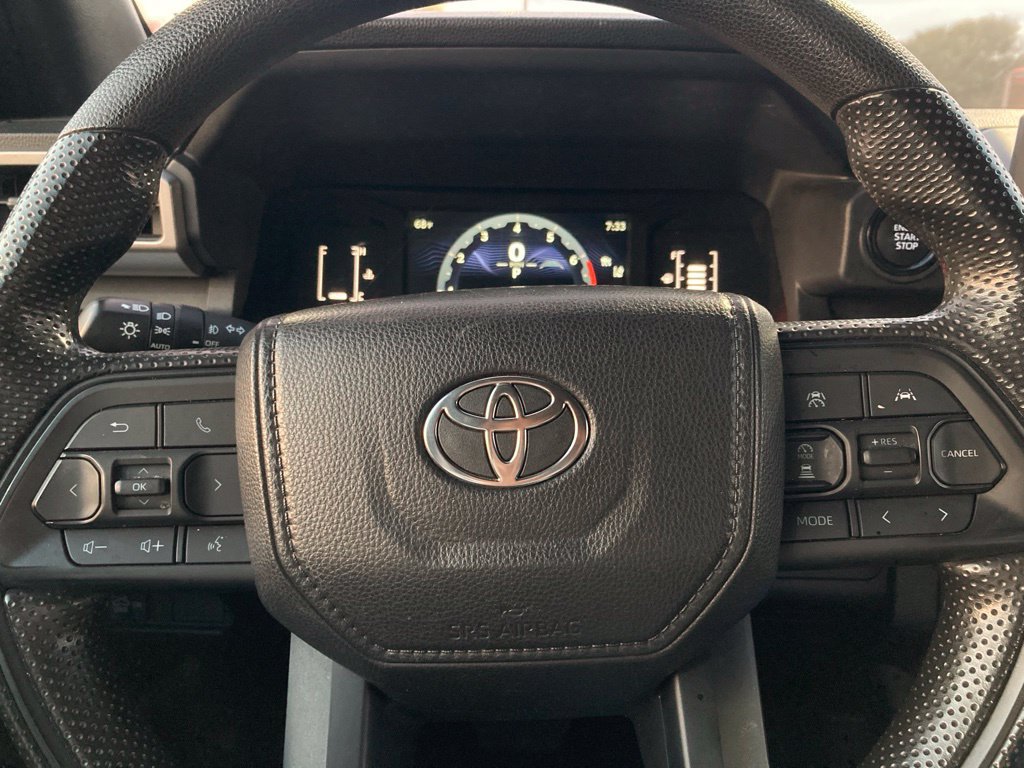 Used 2024 Toyota Tacoma SR5 AWD/4WD image 17