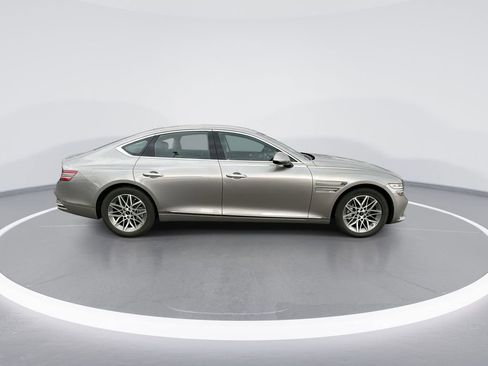 Used 2025 Genesis G80 2.5T image 7