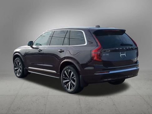 New 2026 Volvo XC90 B5 Core w/ Protection Package Premier image 4