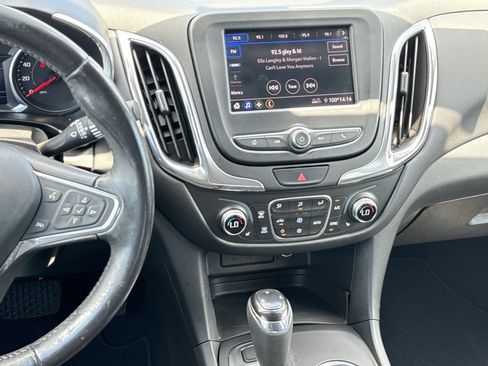 Used 2020 Chevrolet Equinox LT AWD/4WD image 28