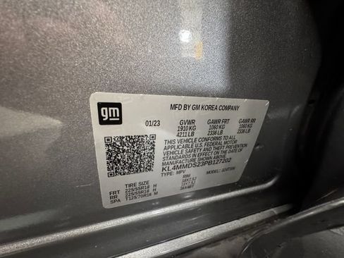 Used 2023 Buick Encore GX Select w/ Sport Touring Package FWD image 27
