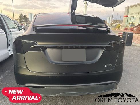 Used 2022 Tesla Model X Plaid image 17