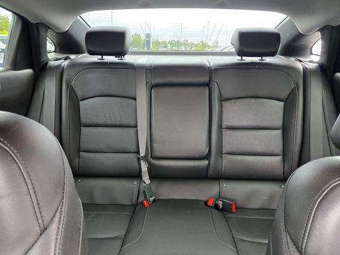 Used 2020 Chevrolet Malibu LT w/ Leather Package image 13