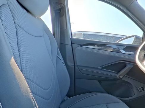 New 2026 Volkswagen Tiguan SE R-Line FWD image 28