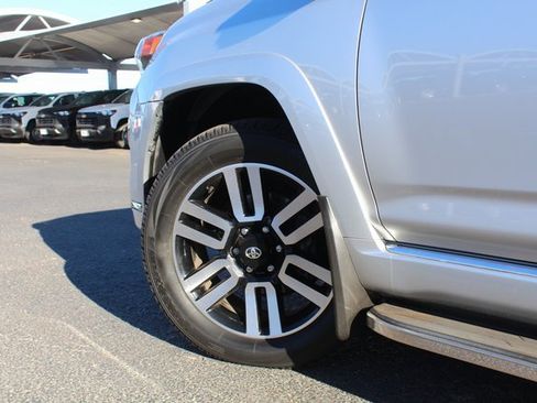 Used 2022 Toyota 4Runner Limited image 12