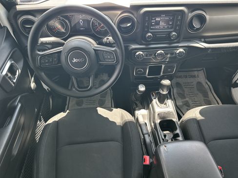 Used 2018 Jeep Wrangler Unlimited Sport AWD/4WD image 23