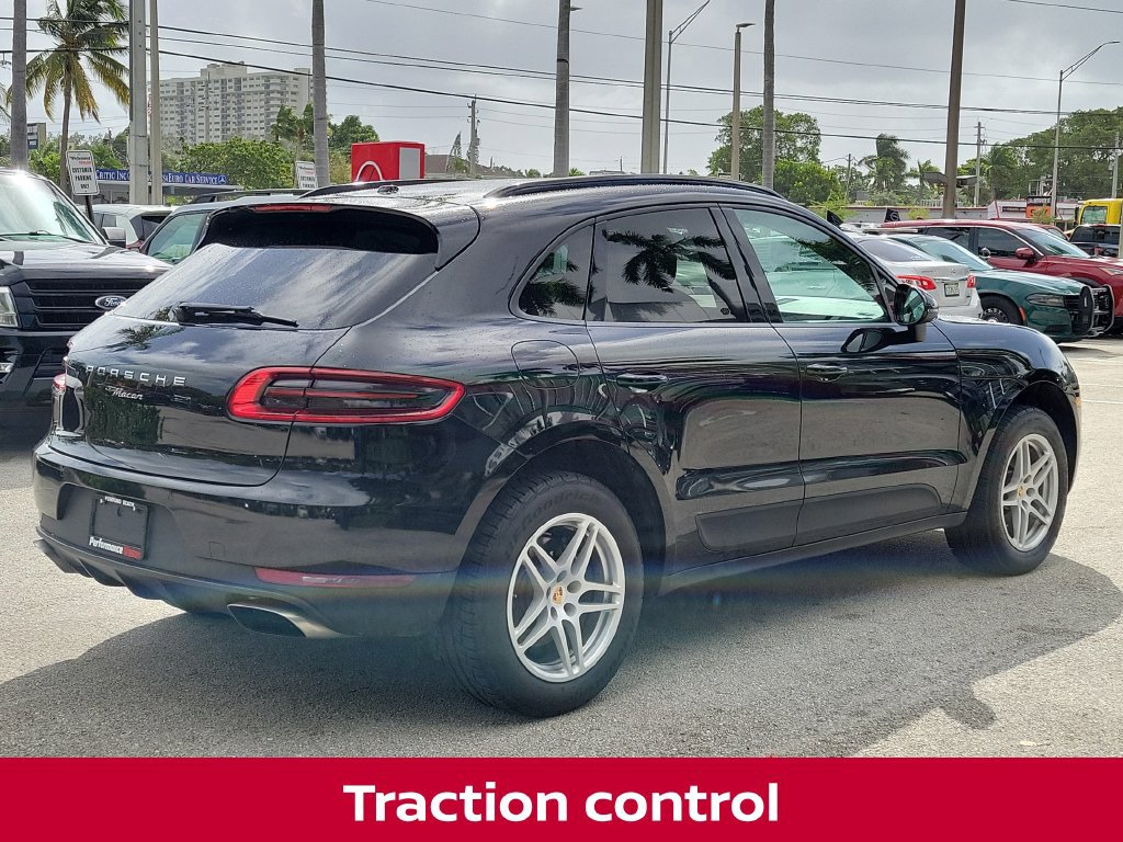Used 2018 Porsche Macan AWD/4WD image 7
