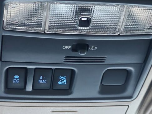 Used 2016 Toyota 4Runner SR5 image 34