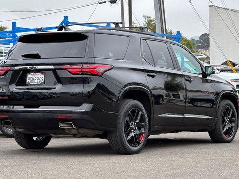 Used 2023 Chevrolet Traverse Premier w/ Redline Edition image 6