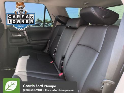 Used 2023 Toyota 4Runner TRD Off-Road Premium w/ Moonroof Package AWD/4WD image 25