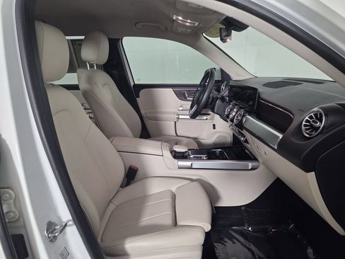 Used 2020 Mercedes-Benz GLB 250 image 31