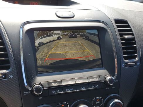 Used 2017 Kia Forte S FWD image 26