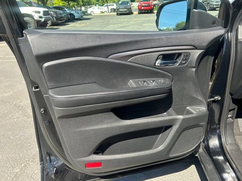 Used 2020 Honda Pilot EX-L image 11