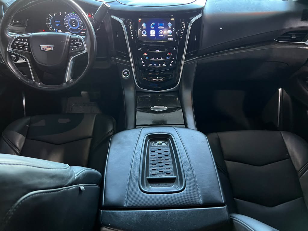 Used 2016 Cadillac Escalade ESV Platinum AWD/4WD image 15