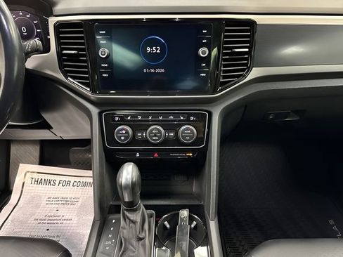 Used 2020 Volkswagen Atlas Cross Sport SEL image 18