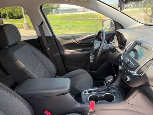 Used 2022 Chevrolet Equinox LT AWD/4WD image 31