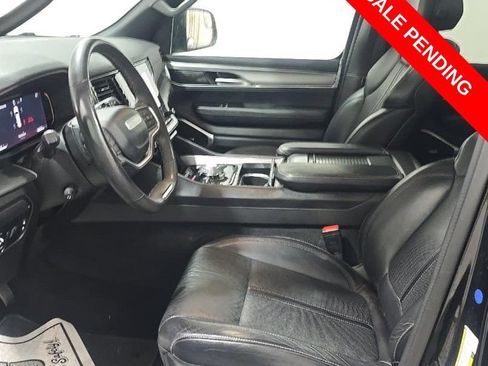 Used 2024 Jeep Wagoneer Series II AWD/4WD image 5
