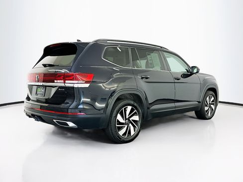 Used 2025 Volkswagen Atlas SE image 9
