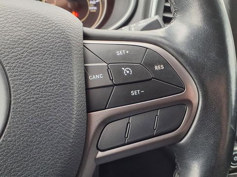 Used 2020 Jeep Cherokee Latitude Lux w/ Quick Order Package 26H Lux image 28