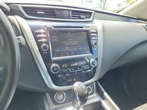 Certified 2023 Nissan Murano SV FWD image 23