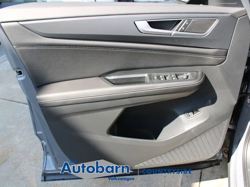 New 2026 Volkswagen Atlas Cross Sport SEL AWD/4WD image 9
