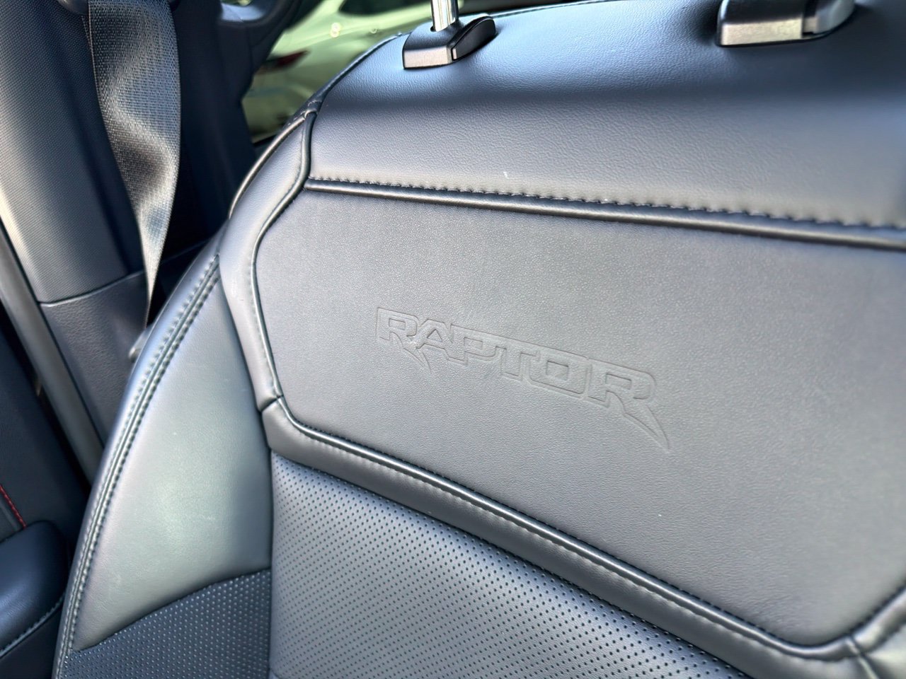 Used 2026 Ford F150 Raptor AWD/4WD image 10