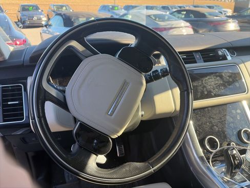 Used 2019 Land Rover Range Rover Sport Autobiography image 17