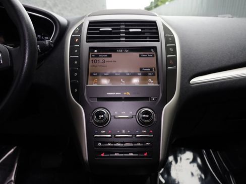Used 2019 Lincoln MKC Premiere FWD image 41