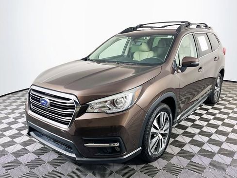 Used 2019 Subaru Ascent Limited w/ Popular Package #3 AWD/4WD image 4