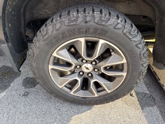 Used 2021 Chevrolet Silverado 1500 RST AWD/4WD image 13