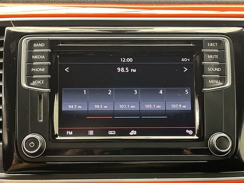 Used 2016 Volkswagen Beetle 1.8T SE image 15