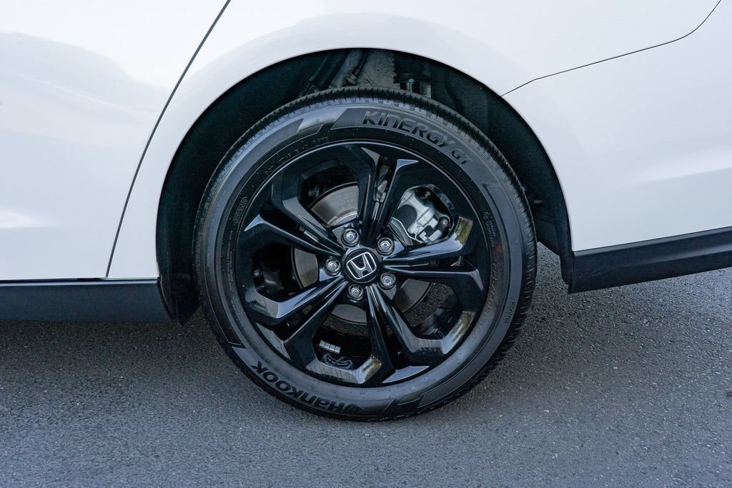 Certified 2025 Honda Accord SE image 28
