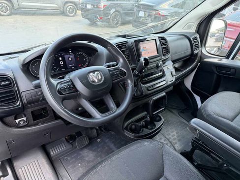 Used 2023 RAM ProMaster 2500 FWD image 8